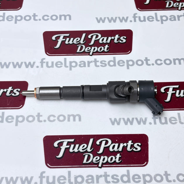 1 Pc Fuel Injector 04132013 Fit for Deutz Engine TD2.9 D2.9L4 - Fuel Parts Depot