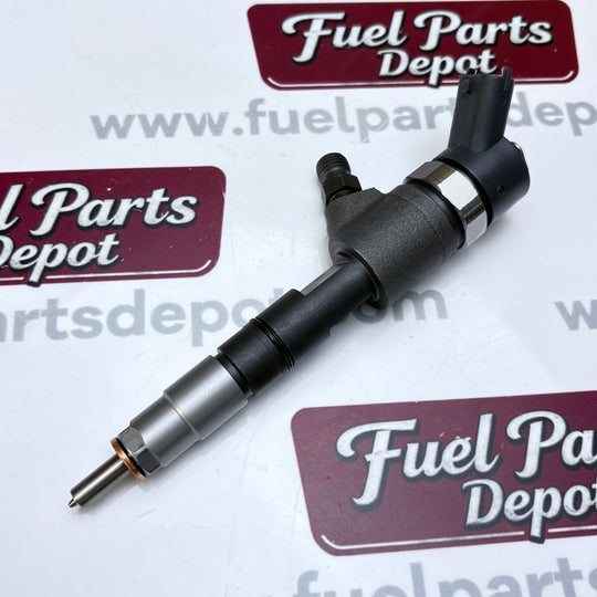 1 Pc Fuel Injector 0445110679 129C28 - 53100 For Yanmar Thermoking 4TNV88C 2.2L - Fuel Parts Depot