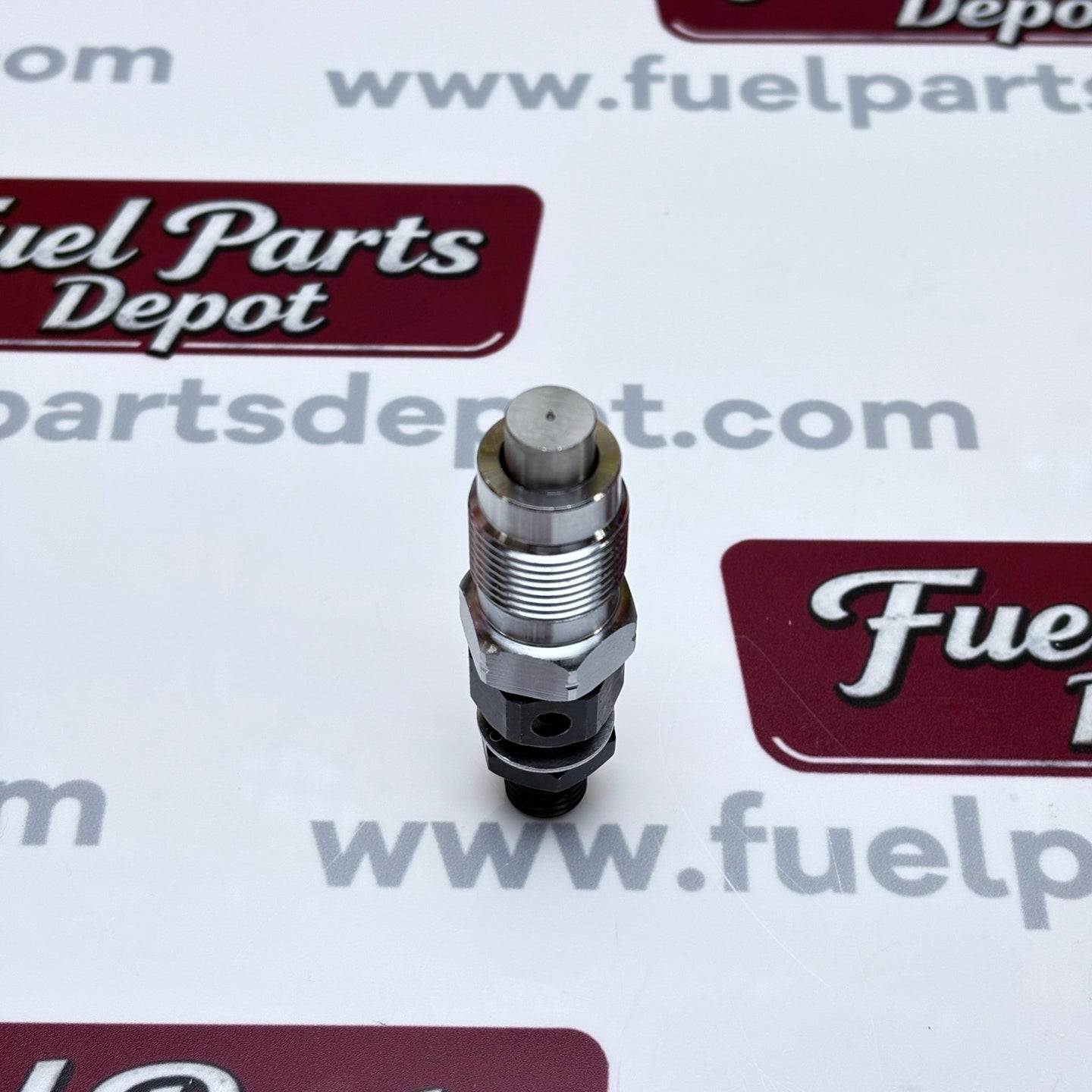 1 Pc Fuel Injector 093100 - 5450 MD165282 for Mitsubishi Engine 4D68 4D68T - Fuel Parts Depot