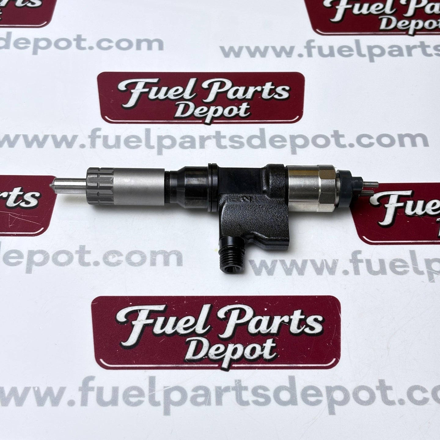 1 Pc Fuel Injector 095000-6384 095000-6382 for Isuzu 6HK1 7.8L Engine NPR NQR Truck Excavator - Fuel Parts Depot