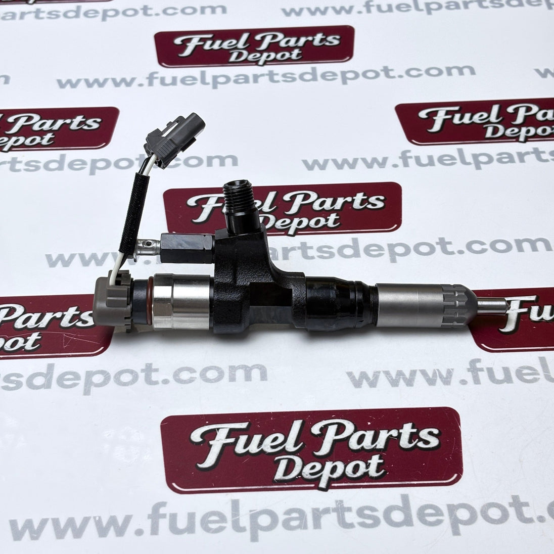 1 Pc Fuel Injector 095000-6594 for Hino J08E 3.8L 4.7L 5.0L 6.5L 7.7L Kobelco SK350 - Fuel Parts Depot