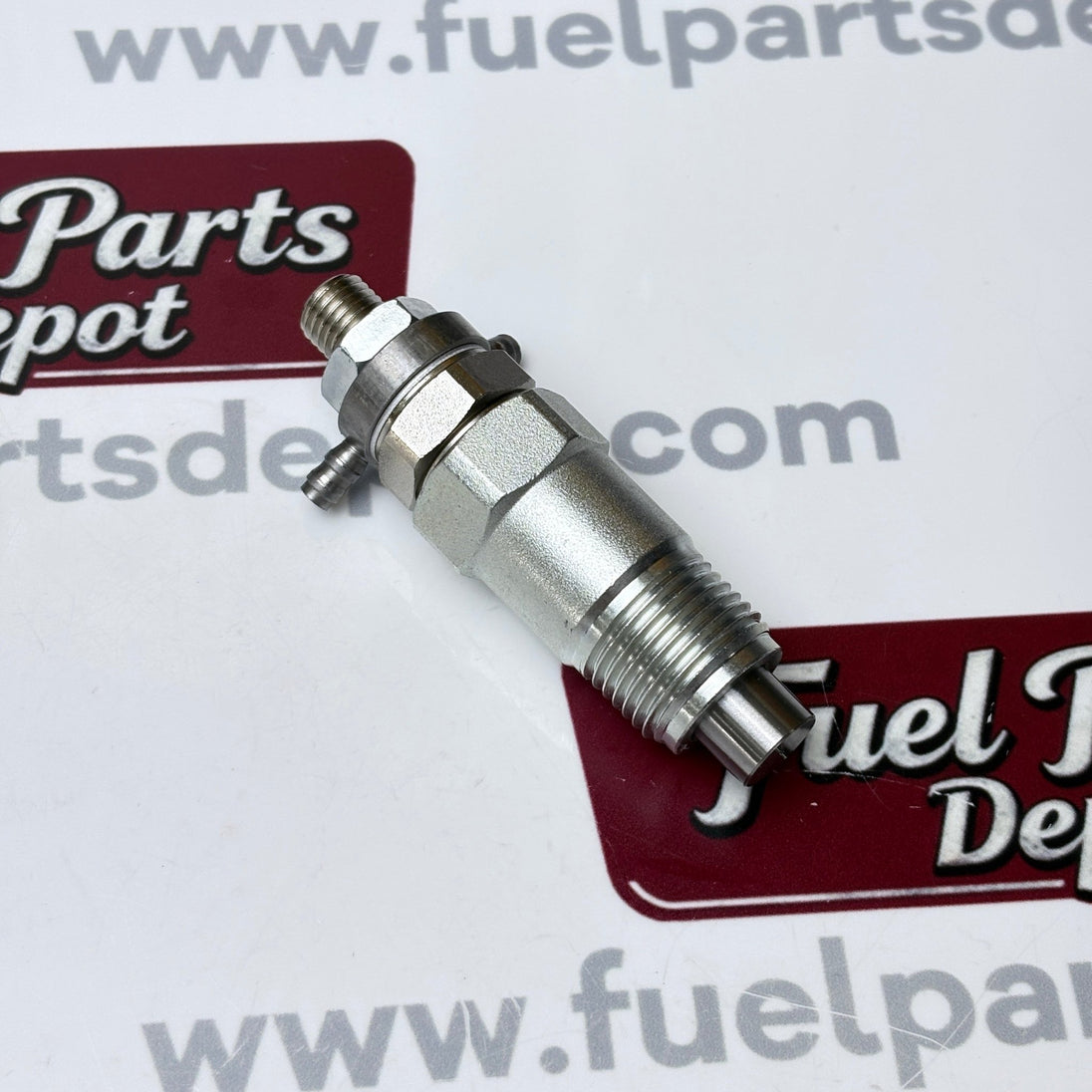 1 Pc Fuel Injector 15271 - 53000 for Kubota D750 D850 D950 D1302 D1402 V1702 V1902 Kubota Tractor L185 L245 L2050 L295 L2350 L235 - Fuel Parts Depot