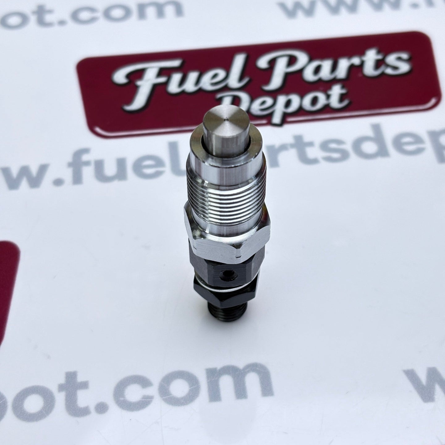 1 Pc Fuel Injector 16001 - 53000 For Kubota RTV900G RTV900T RTV900W ZD18 ZD21 ZD221 ZD321 D722 D782 D902 - Fuel Parts Depot