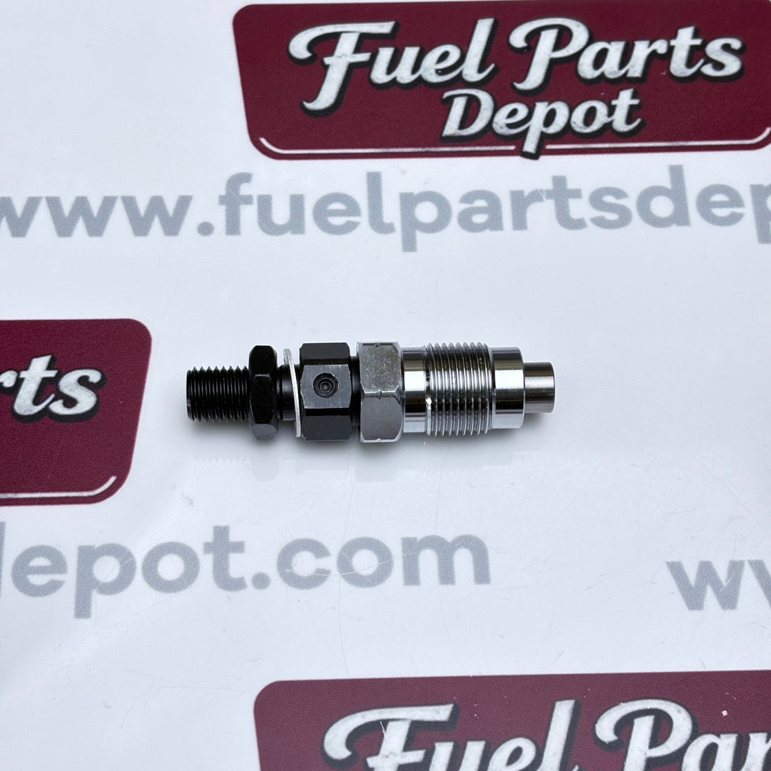 1 Pc Fuel Injector 16001 - 53000 For Kubota RTV900G RTV900T RTV900W ZD18 ZD21 ZD221 ZD321 D722 D782 D902 - Fuel Parts Depot