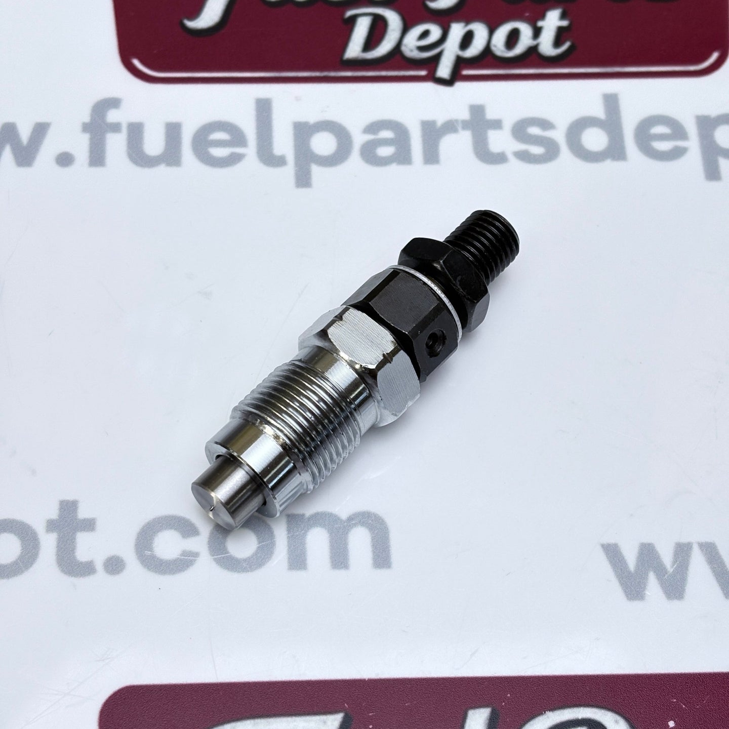 1 Pc Fuel Injector 16001 - 53904 For Kubota B7300HSD B7400HSD B7410D BX1500D BX1800D GF1800E ZD1011 ZD1021 ZD221 ZD321 ZD323 - Fuel Parts Depot