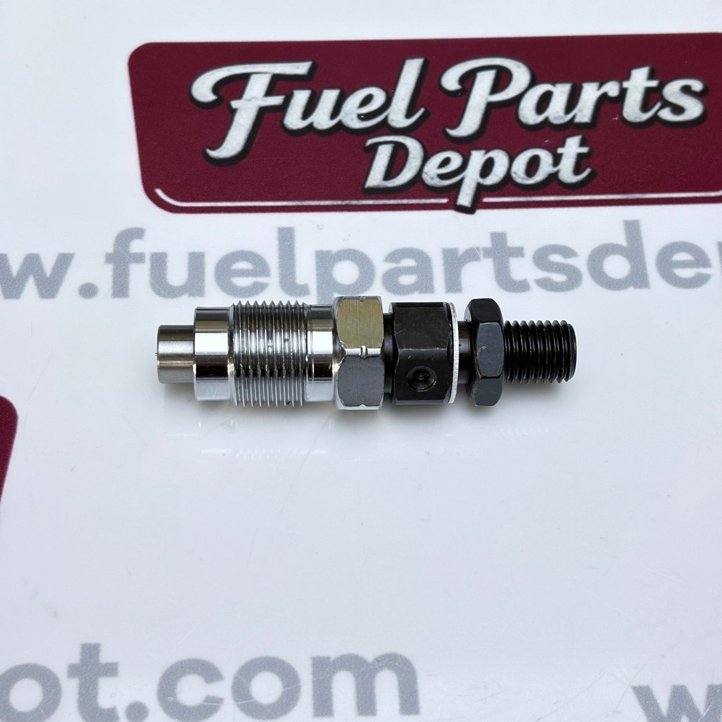 1 Pc Fuel Injector 16001 - 53904 For Kubota B7300HSD B7400HSD B7410D BX1500D BX1800D GF1800E ZD1011 ZD1021 ZD221 ZD321 ZD323 - Fuel Parts Depot