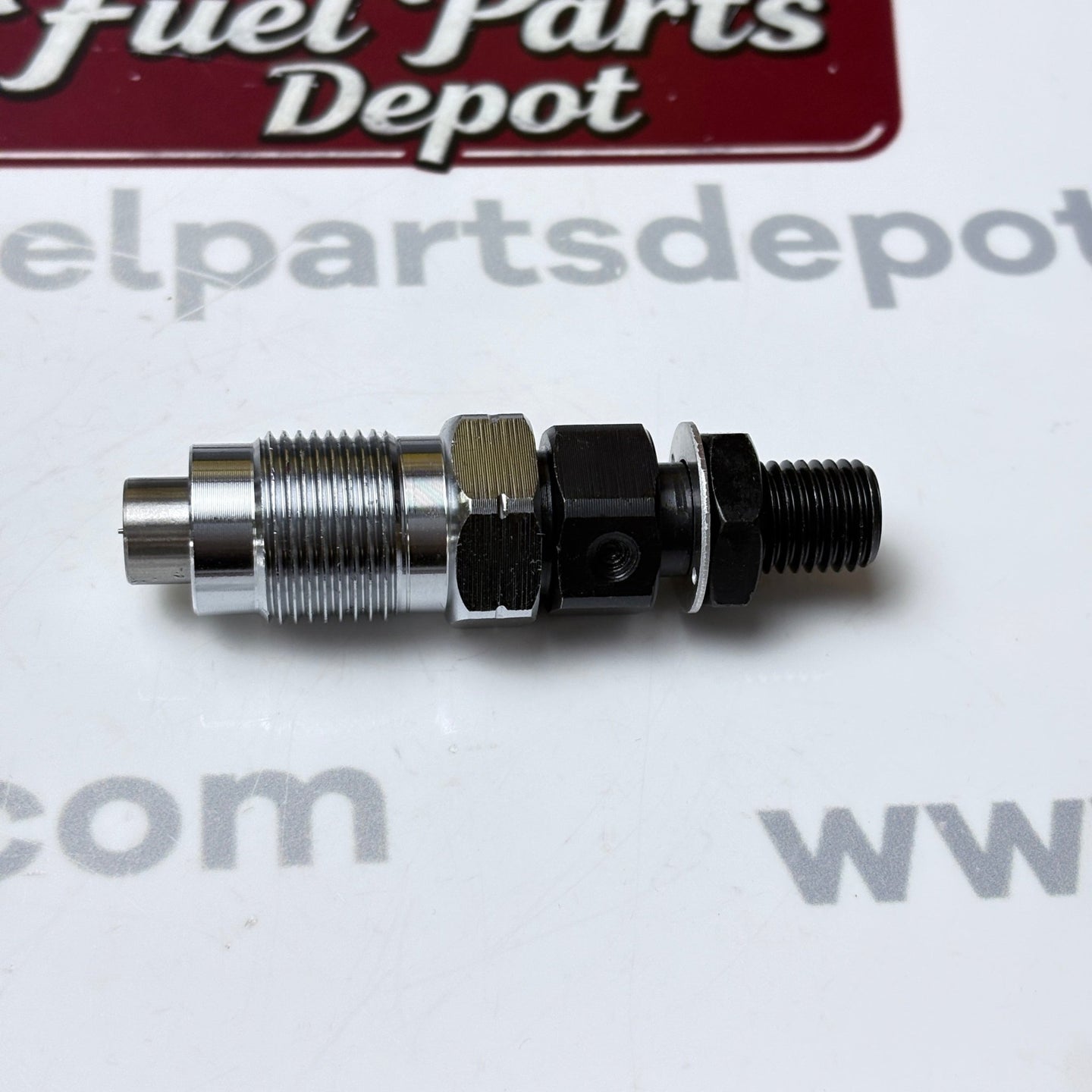 1 Pc Fuel Injector 1C010-53900 1C010-53001 for Kubota Engine V3300 V3600 SQ-33 SQ-3330 SQ-3350 - Fuel Parts Depot