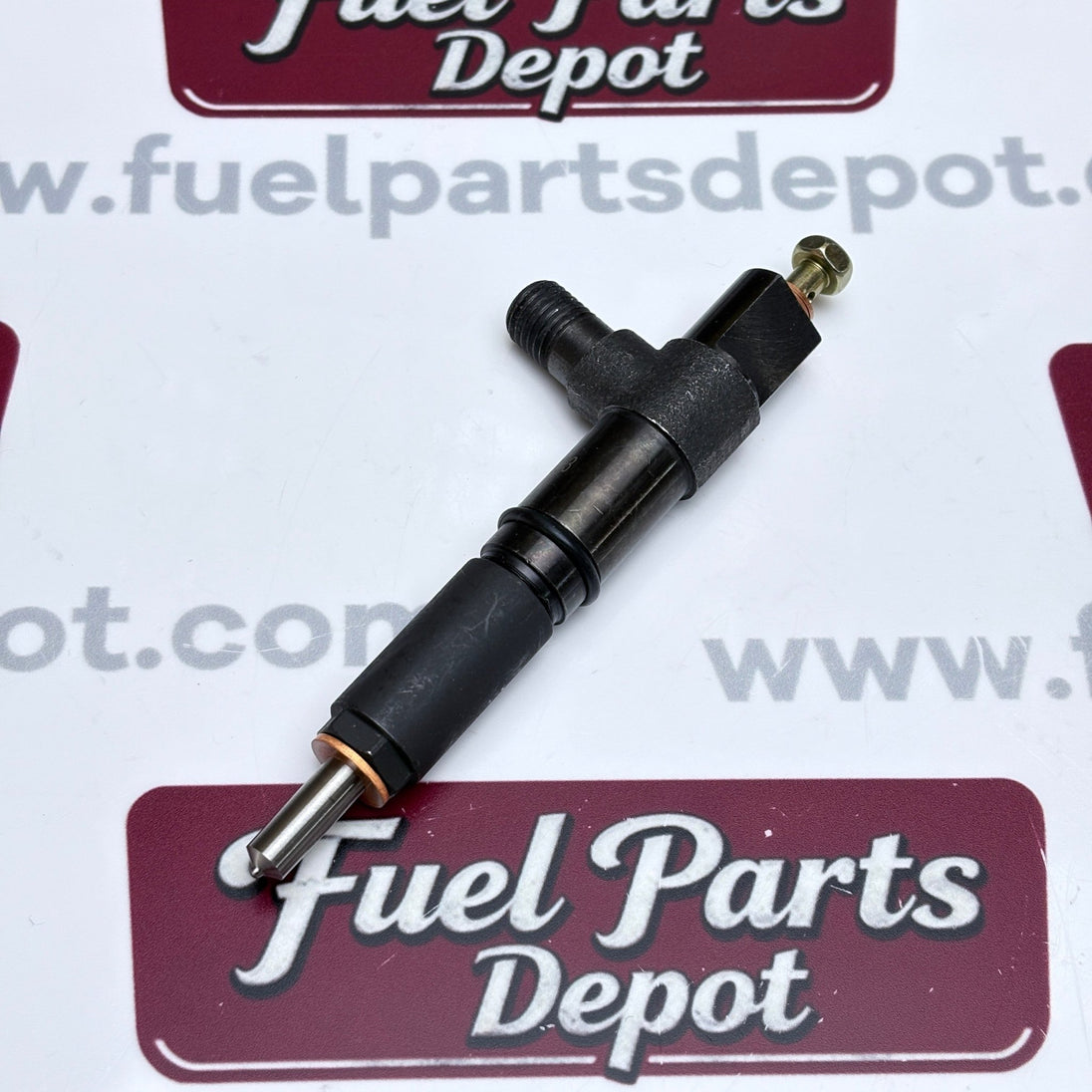 1 Pc Fuel Injector 1G911 - 53003 105118 - 7632 For Kubota Engine V2203 - Fuel Parts Depot