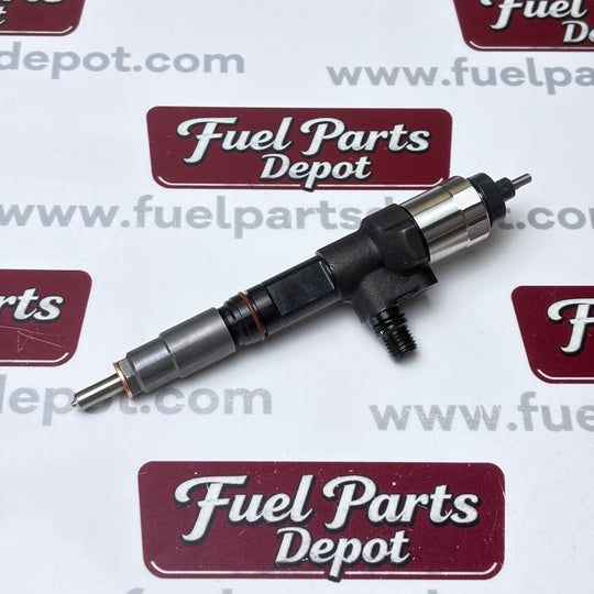 1 Pc Fuel Injector 1J500-53051 for Kubota V3800 V3800T Engine Caterpillar CAT C3.8 - Fuel Parts Depot
