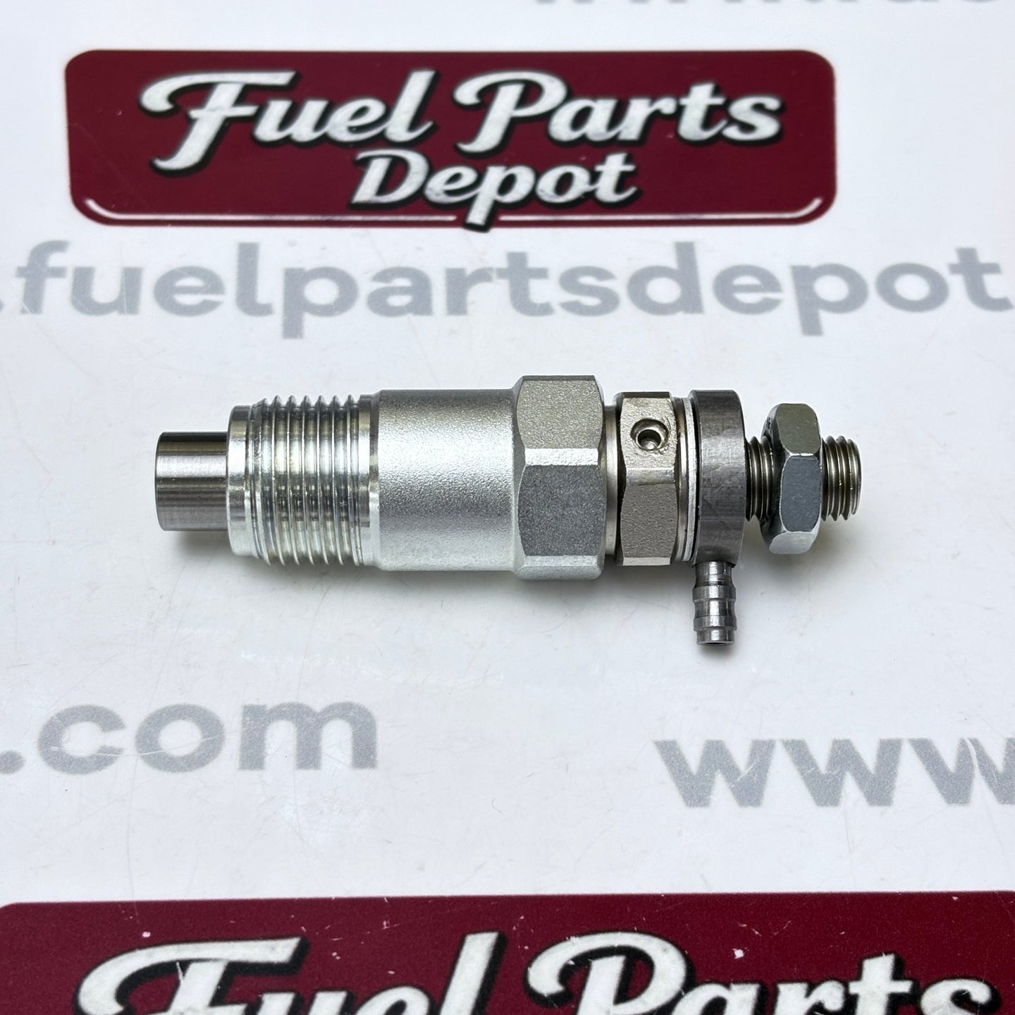 1 Pc Fuel Injector 3974254 for Kubota Engine D750 D1402 V1702 V1902 Aftermarket Replacement For Bobcat 743 643 645 231 225 331 1600 - Fuel Parts Depot