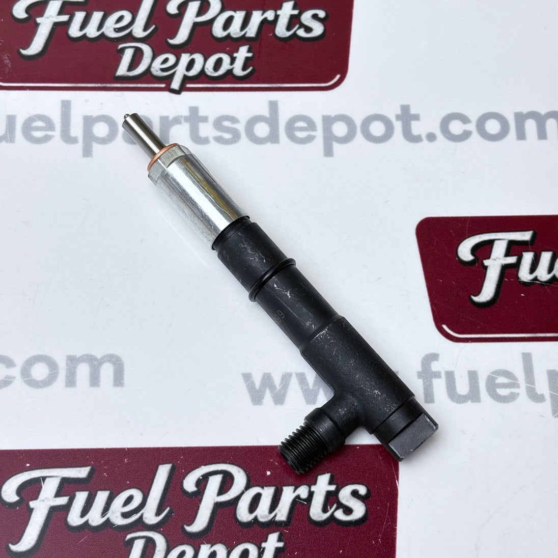1 Pc Fuel Injector 6680776 Fit for Kubota Engine V3300 Aftermarket Replacement For Bobcat Loader AL440 A300 S220 S250 T250 T300 - Fuel Parts Depot