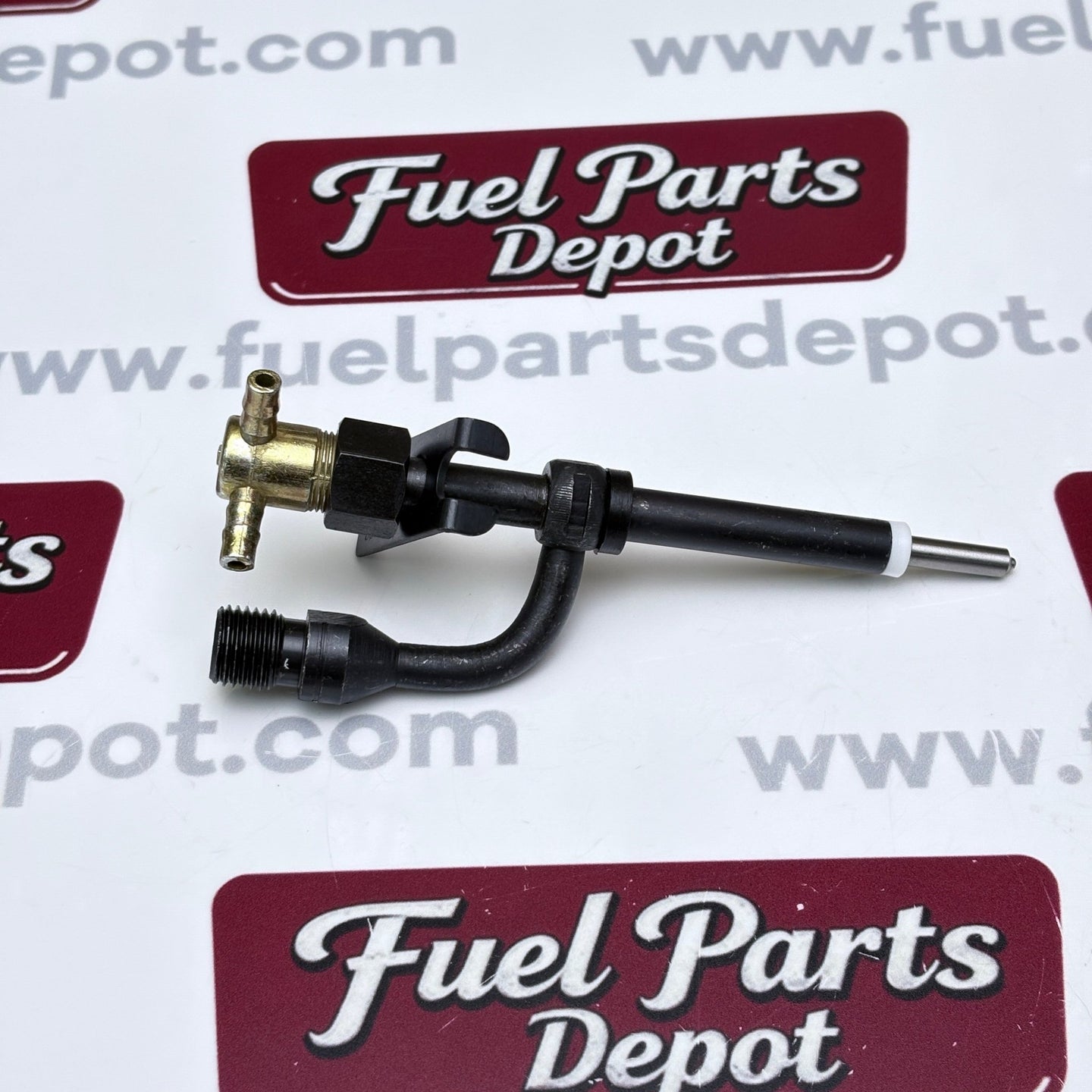 1 Pc Fuel Pencil Injector 17111 - 53001 28412 For Kubota L2250DT L2550F L3250DT V2202 - DI - C D1403 D1403EA - Fuel Parts Depot
