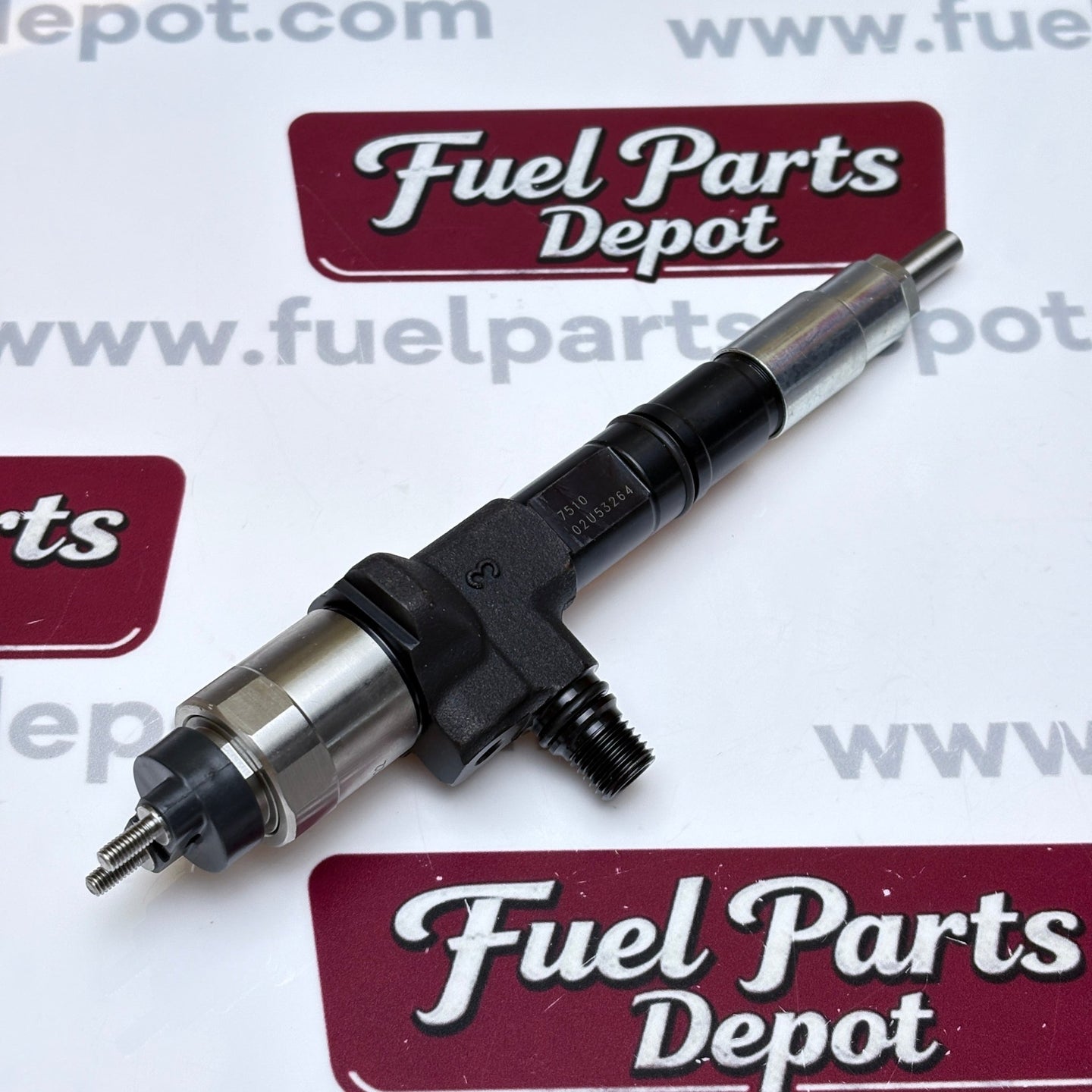 1 Pc New Fuel Injector 095000 - 7510 1G410 - 53051 Compatible with Kubota V6108 Engine - Fuel Parts Depot