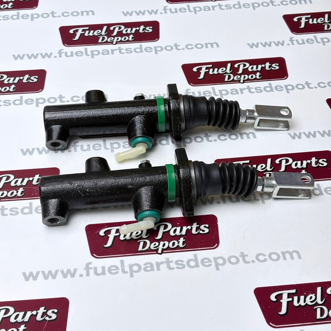 2 Pcs Brake Master Cylinder 87354681 47125744 87748269 84558759 for Case Farmall JX New Holland TD T5 Series Tractor - Fuel Parts Depot