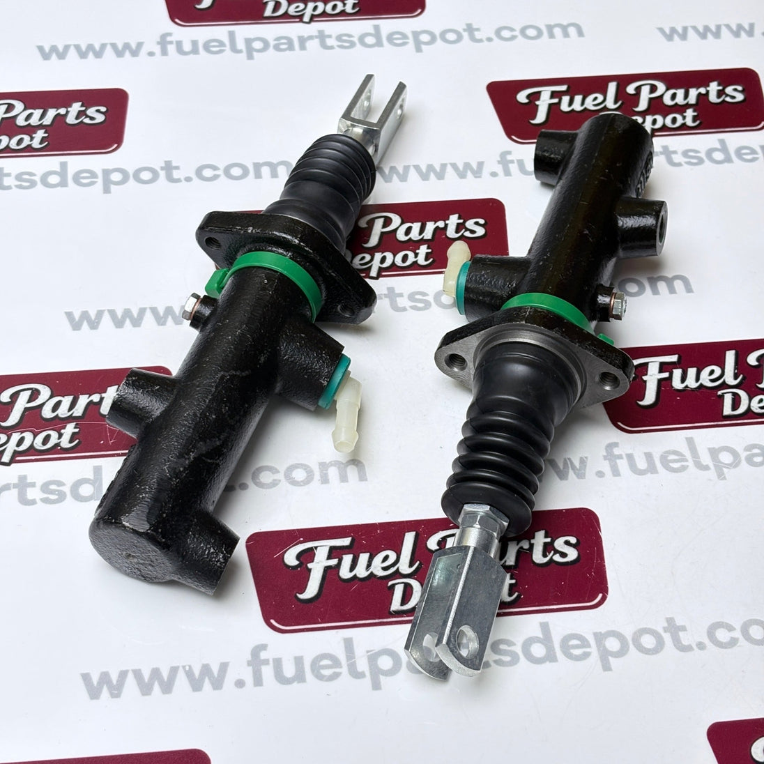 2 Pcs Brake Master Cylinder 87354681 47125744 87748269 84558759 for Case Farmall JX New Holland TD T5 Series Tractor - Fuel Parts Depot