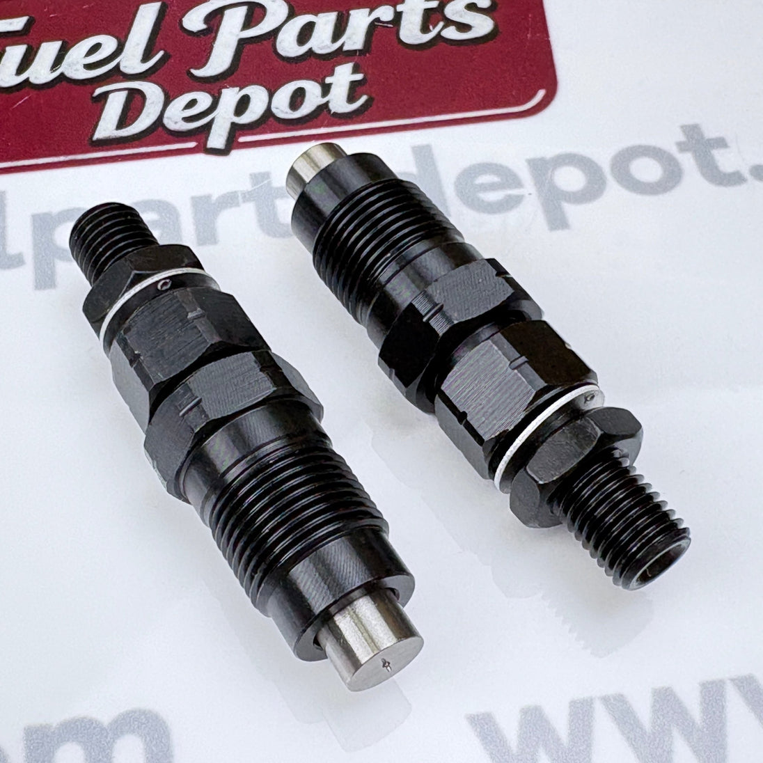 2Pcs Fuel Injector 16871 - 53904 16871 - 53900 for Kubota D902 D722 Z482 Z602 Engine - Fuel Parts Depot