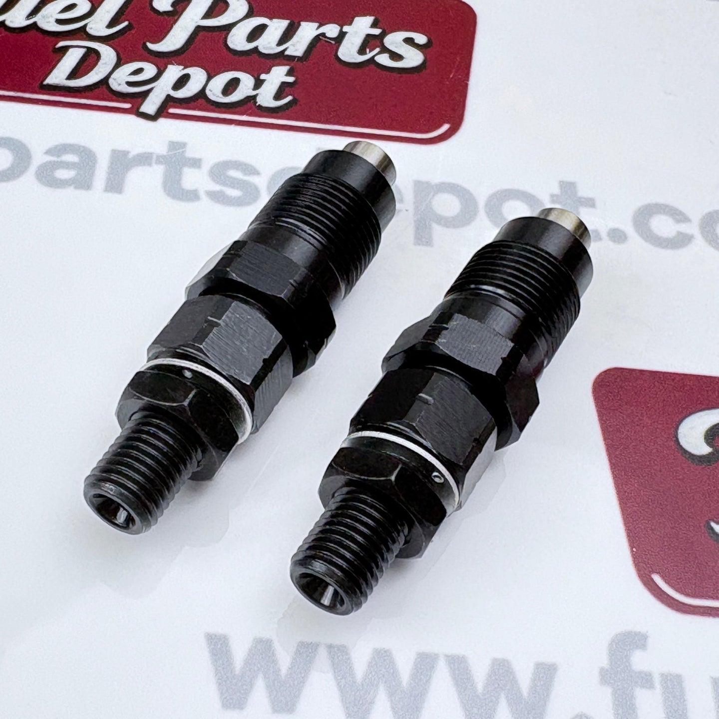 2Pcs Fuel Injector 16871 - 53904 16871 - 53900 for Kubota D902 D722 Z482 Z602 Engine - Fuel Parts Depot