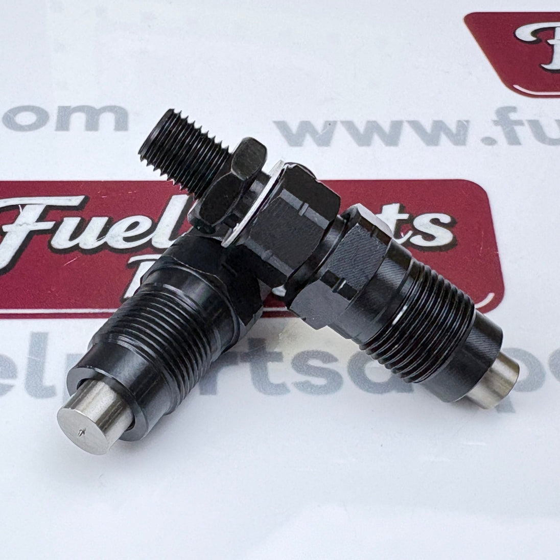2Pcs Fuel Injector 16871 - 53904 16871 - 53900 for Kubota D902 D722 Z482 Z602 Engine - Fuel Parts Depot