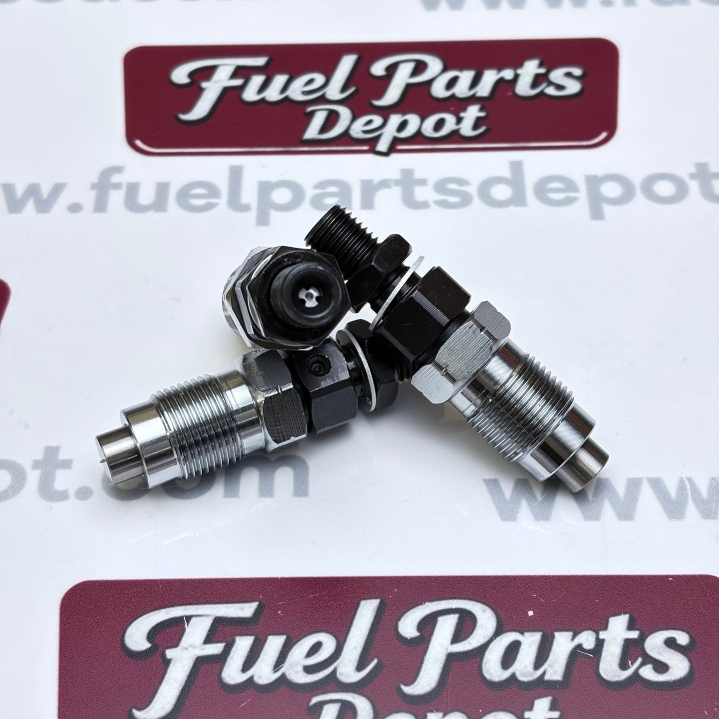 3 Pc Fuel Injector 16001 - 53000 For Kubota RTV900G RTV900T RTV900W ZD18 ZD21 ZD221 ZD321 D722 D782 D902 - Fuel Parts Depot
