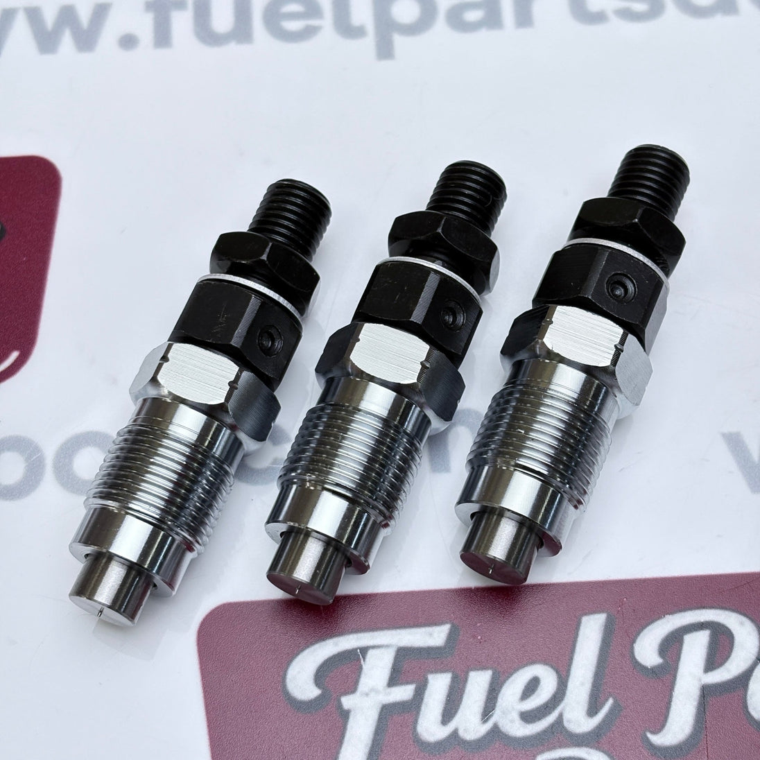 3 Pc Fuel Injector 16001 - 53000 For Kubota RTV900G RTV900T RTV900W ZD18 ZD21 ZD221 ZD321 D722 D782 D902 - Fuel Parts Depot