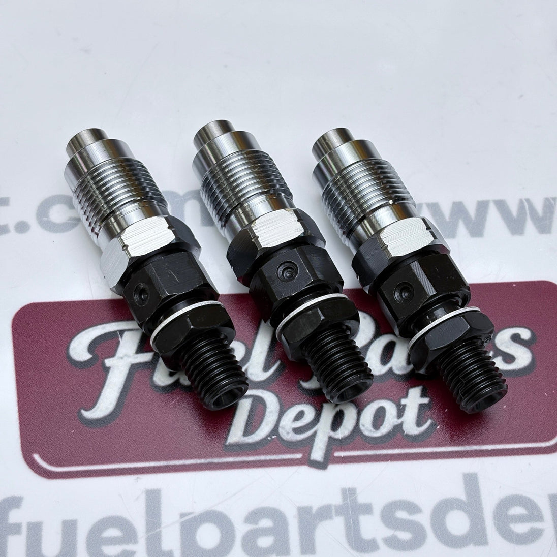 3 Pc Fuel Injector 16001 - 53000 For Kubota RTV900G RTV900T RTV900W ZD18 ZD21 ZD221 ZD321 D722 D782 D902 - Fuel Parts Depot