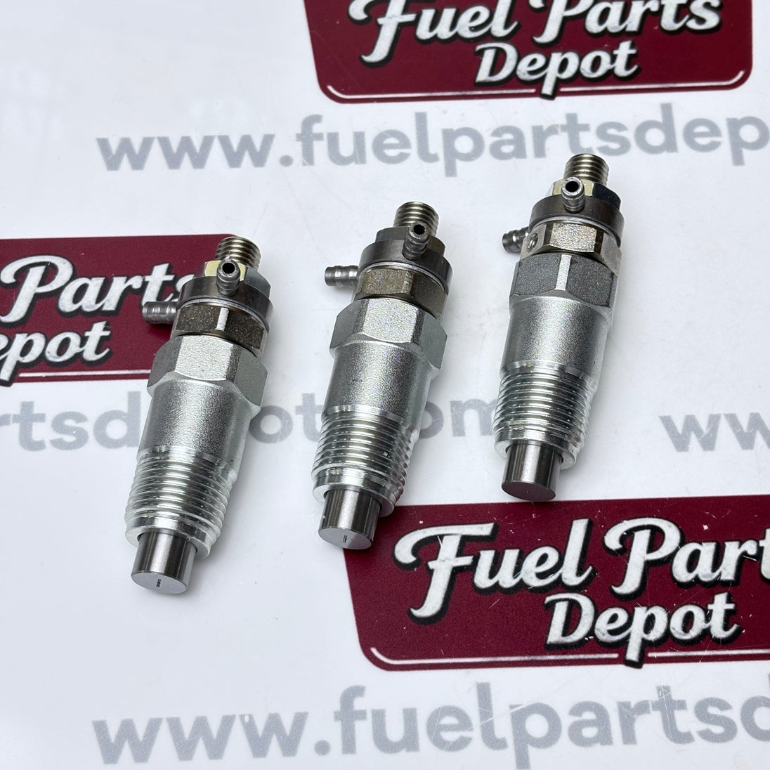 3 Pcs Fuel Injector 15271 - 53000 for Kubota D750 D850 D950 D1302 D1402 V1702 V1902 Kubota Tractor L185 L245 L2050 L295 L2350 L235 - Fuel Parts Depot