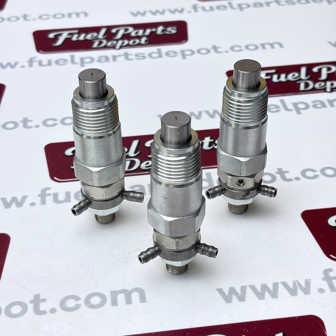 3 Pcs Fuel Injector 15271 - 53000 for Kubota D750 D850 D950 D1302 D1402 V1702 V1902 Kubota Tractor L185 L245 L2050 L295 L2350 L235 - Fuel Parts Depot