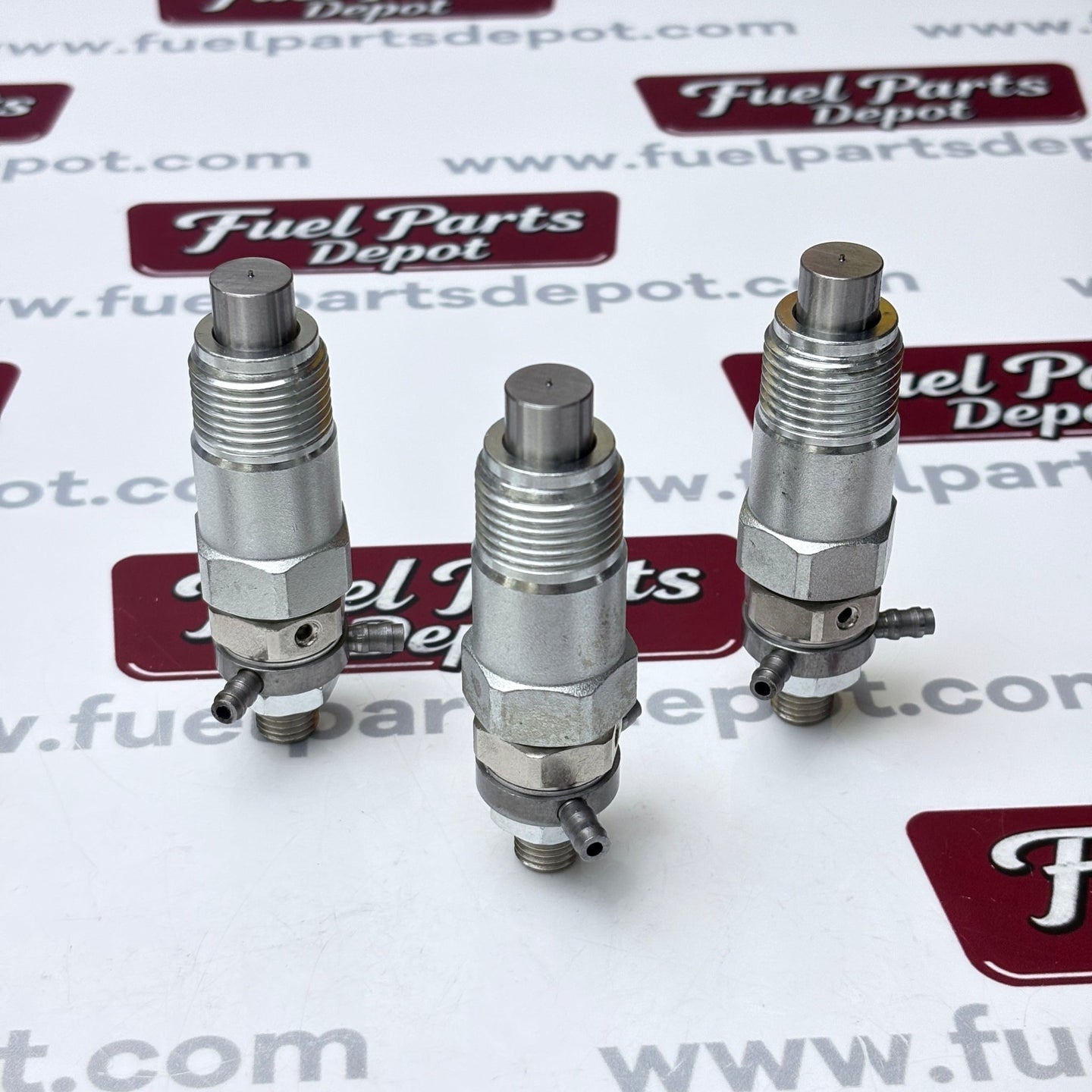 3 Pcs Fuel Injector 15271 - 53020 for Kubota D750 D850 D950 D1302 D1402 V1702 V1902 Engine - Fuel Parts Depot