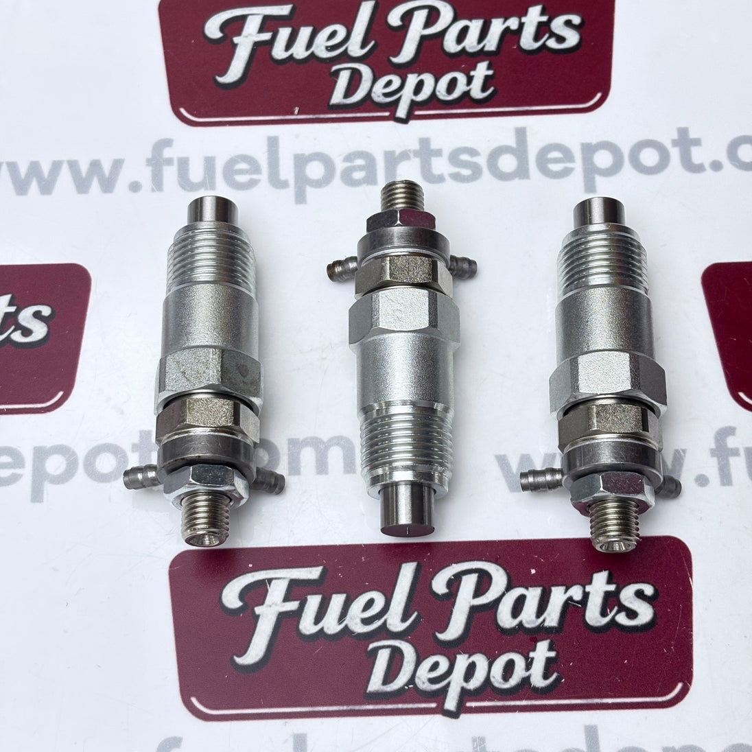 3 Pcs Fuel Injector 15271 - 53020 for Kubota D750 D850 D950 D1302 D1402 V1702 V1902 Engine - Fuel Parts Depot