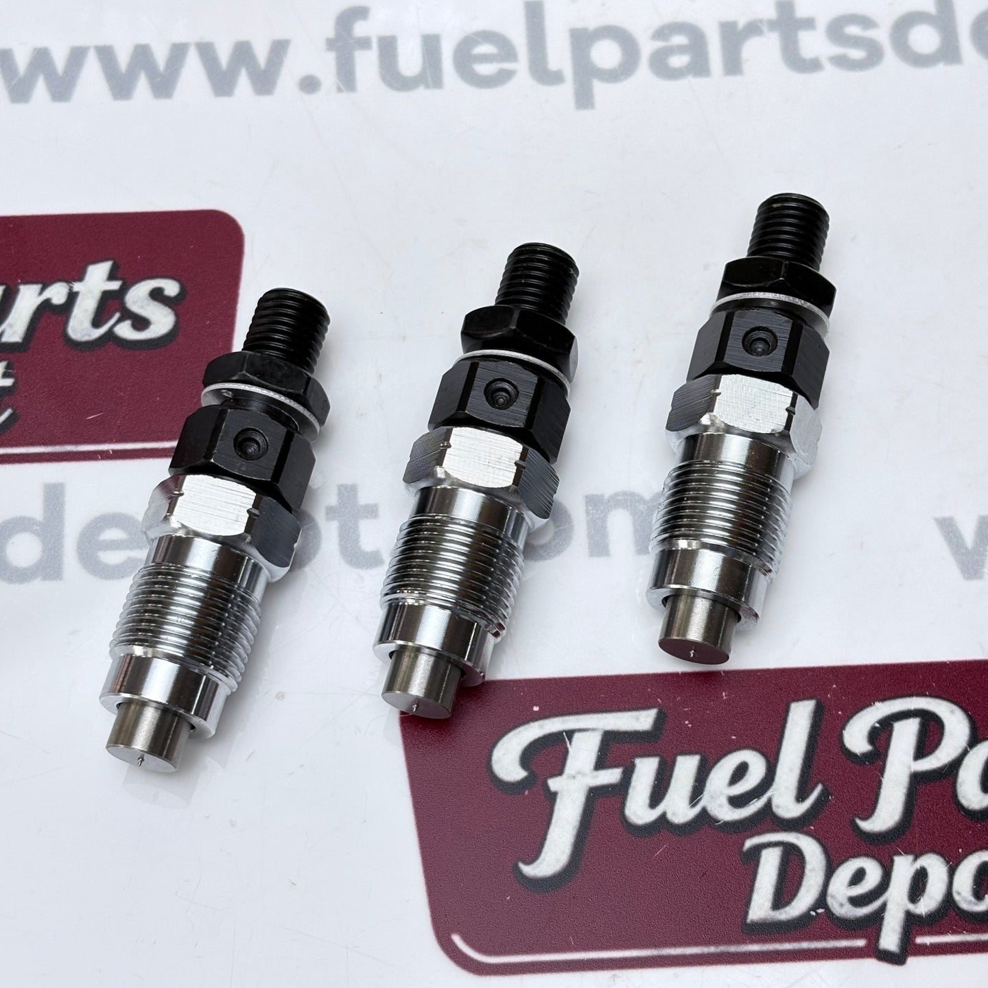 3 Pcs Fuel Injector 825754 for Briggs &amp; Stratton Toro Daihatsu Engine DM850 DM950 - Fuel Parts Depot