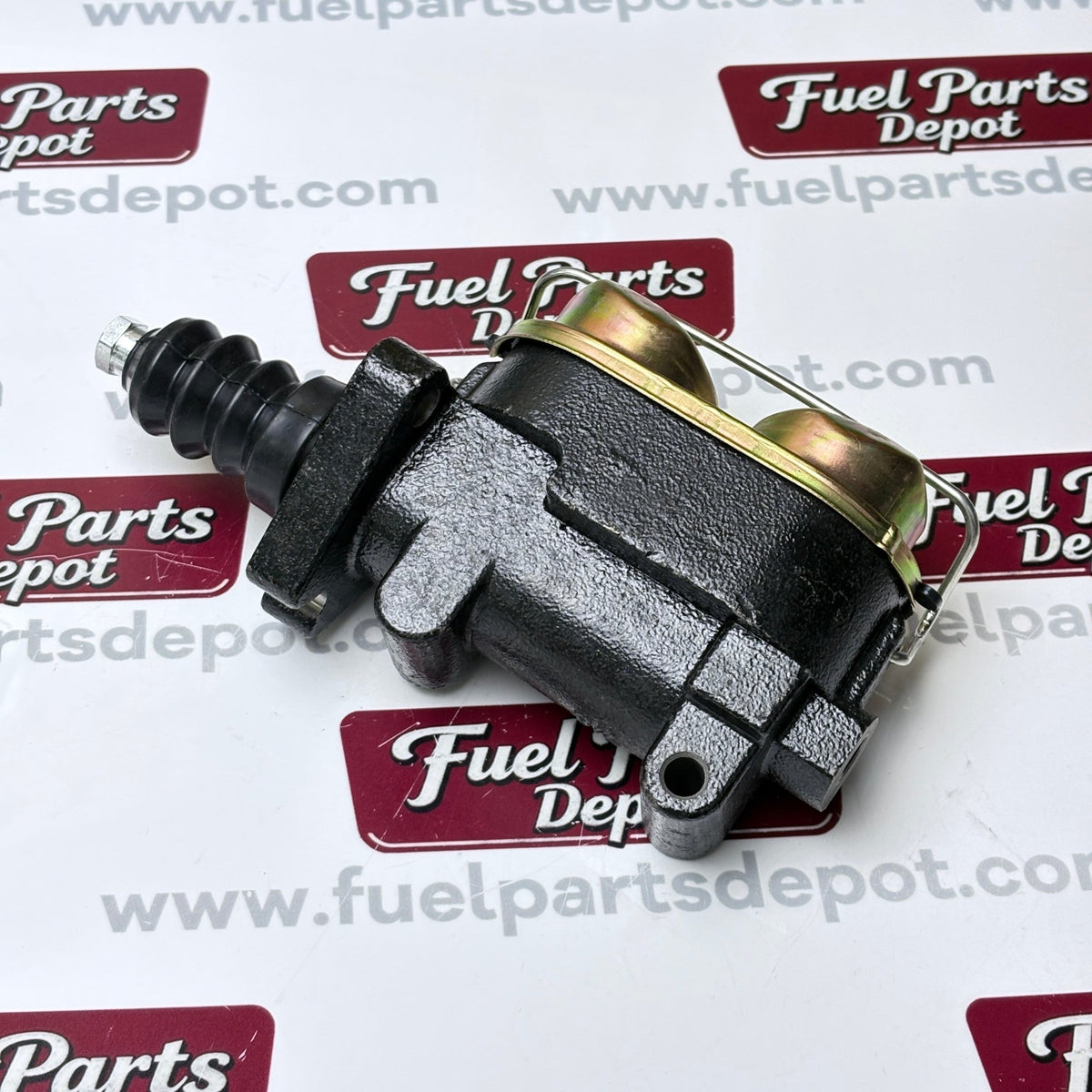 Brake Master Cylinder D126695 D120090 for CASE Backhoe Loader 480D 480F 580D 580E 580G 584D 585D 586D 850D - Fuel Parts Depot