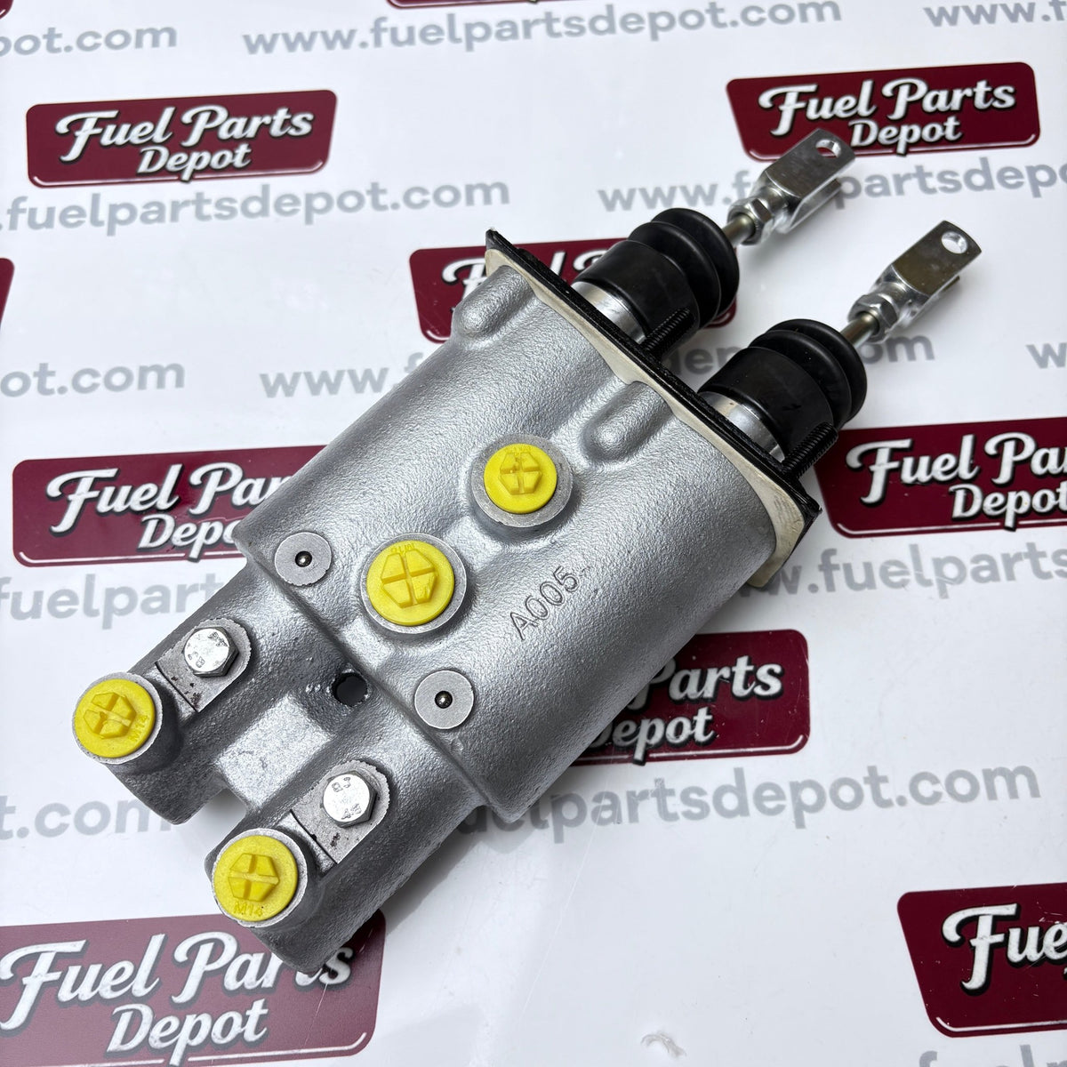 Brake Valve VOE11886865 VOE11886053 for Volvo Backhoe Loader BL60 BL61 BL61PLUS BL70 BL71 BL71PLUS - Fuel Parts Depot