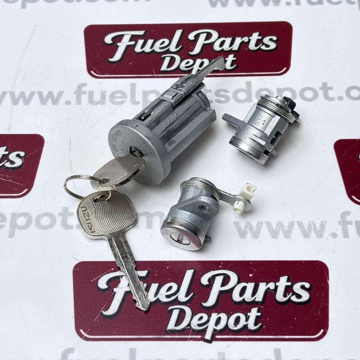 Cylinder Set Lock 8982011610 8-98201161-0 for Isuzu 700P NPR NQR FVR FTR FRR FSR FXZ - Fuel Parts Depot