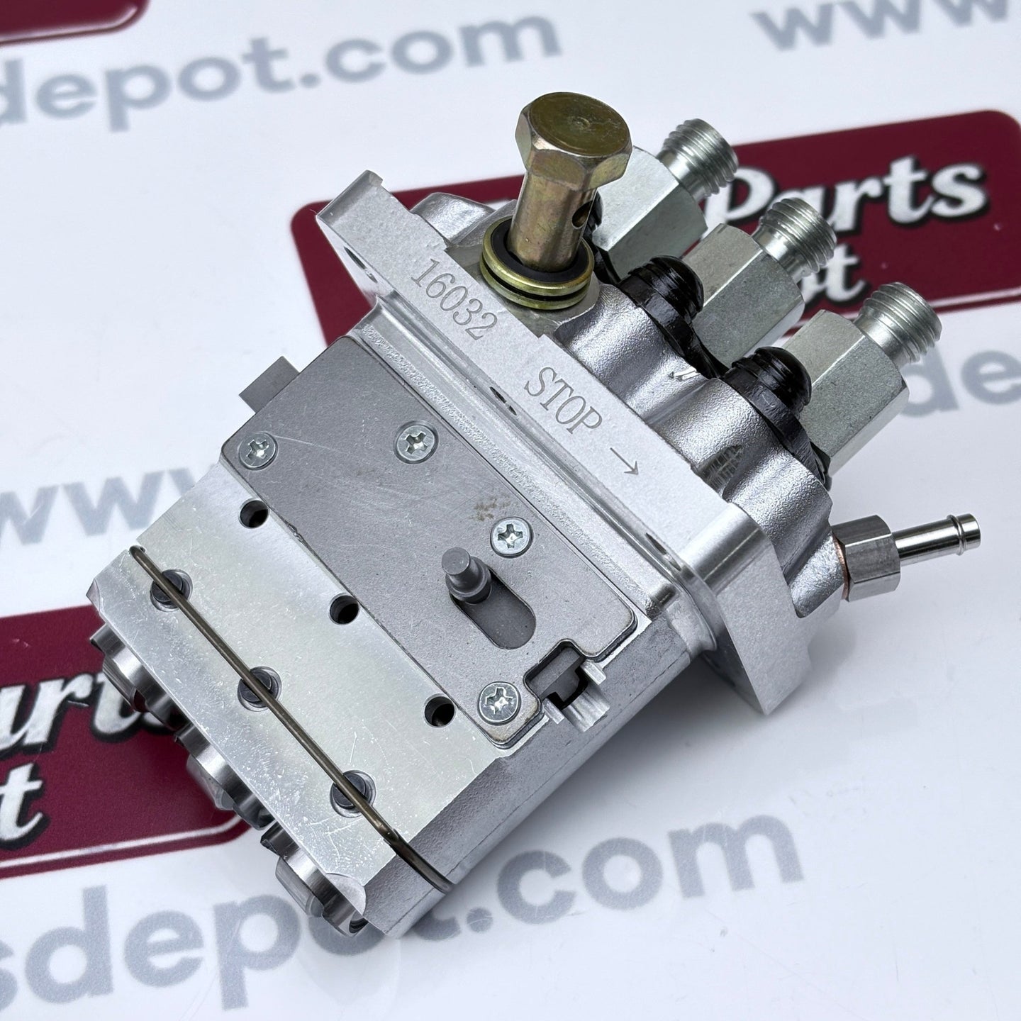 Fuel Injection Pump 104206 - 3012 for Kubota 05 Series D905 D1005 D1105 D1305 - Fuel Parts Depot