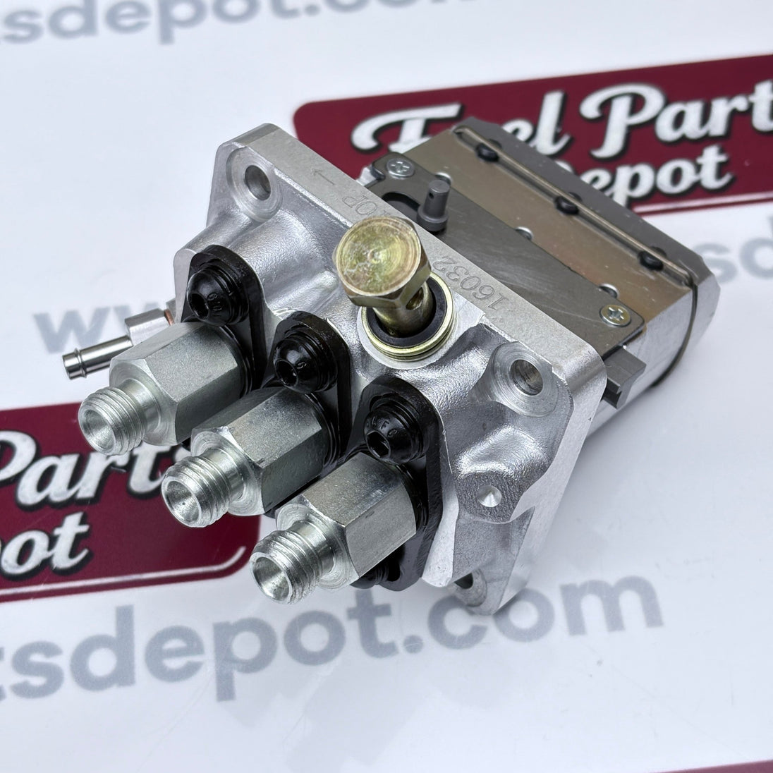 Fuel Injection Pump 104206 - 3012 for Kubota 05 Series D905 D1005 D1105 D1305 - Fuel Parts Depot