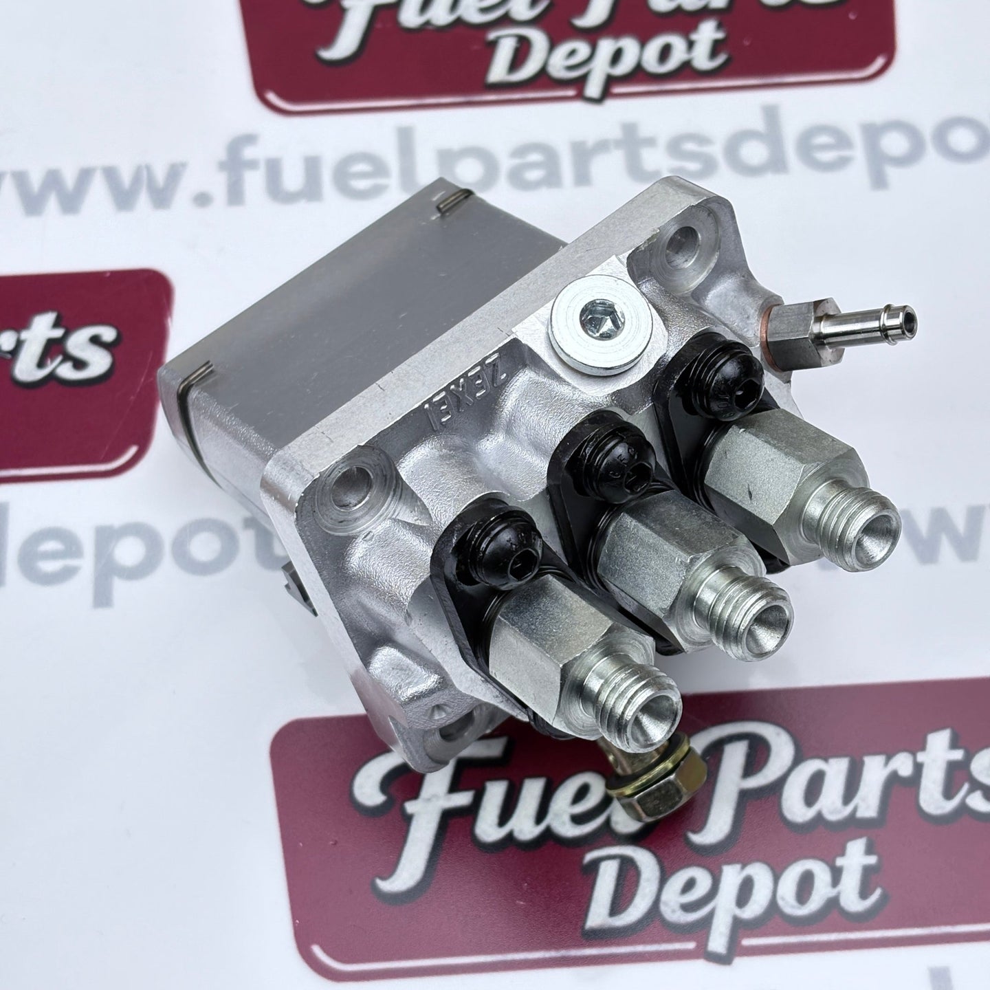 Fuel Injection Pump 104206 - 3012 for Kubota 05 Series D905 D1005 D1105 D1305 - Fuel Parts Depot