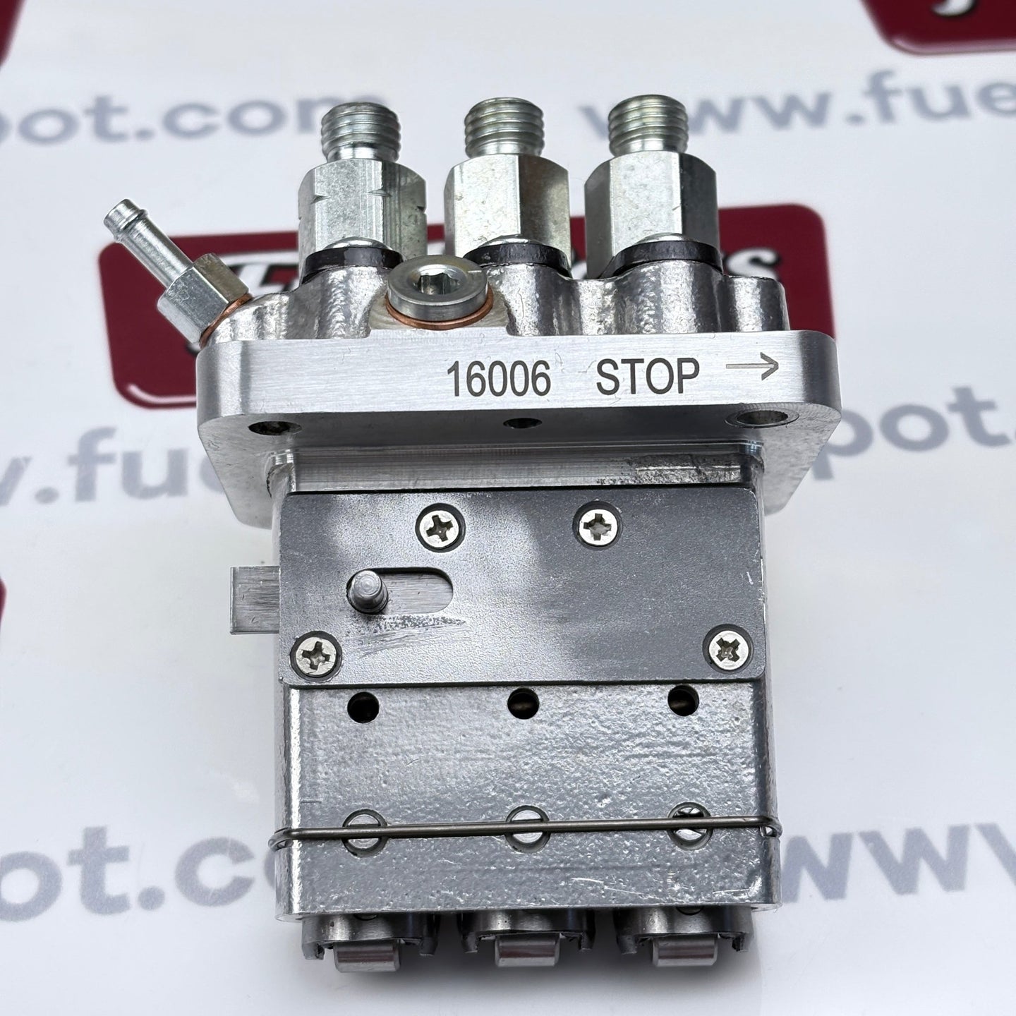 Fuel Injection Pump 16006 - 53071 For Kubota D902 D722 D782 D662 Engine - Fuel Parts Depot