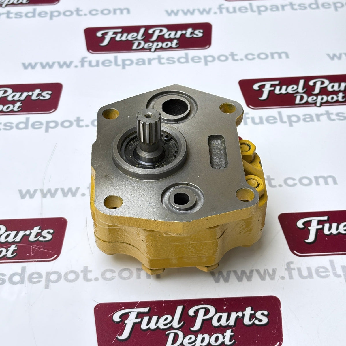 Main Clutch Pump 07421-71401 For Komatsu Bulldozer D20P-6 D20A-7 D20A-8 D20A-6 D20A-5 D20P-8 D21A-7 D20S-5 D20S-6 - Fuel Parts Depot