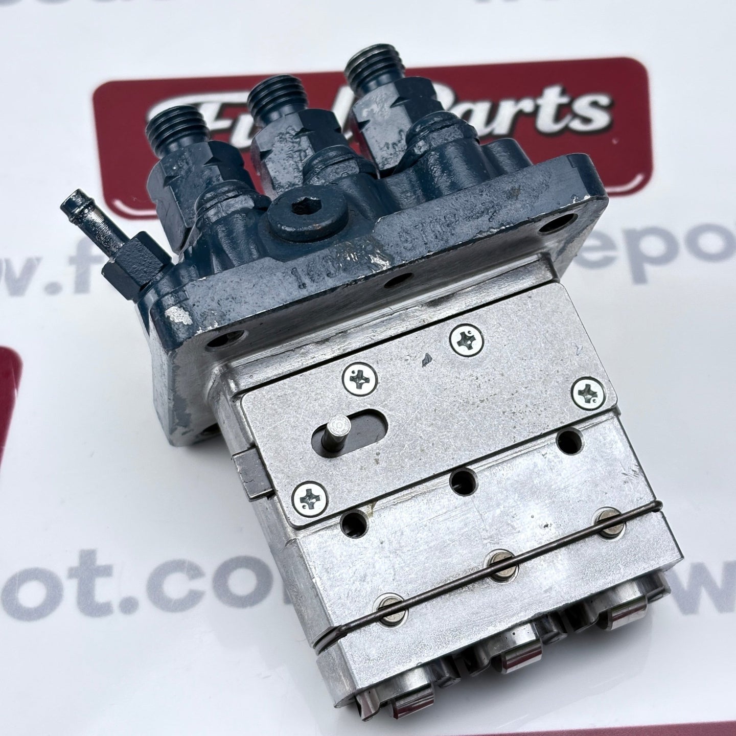 New Fuel Injection Pump 16006 - 51010 1600651010 for Kubota D722 D902 D782 Engine - Fuel Parts Depot