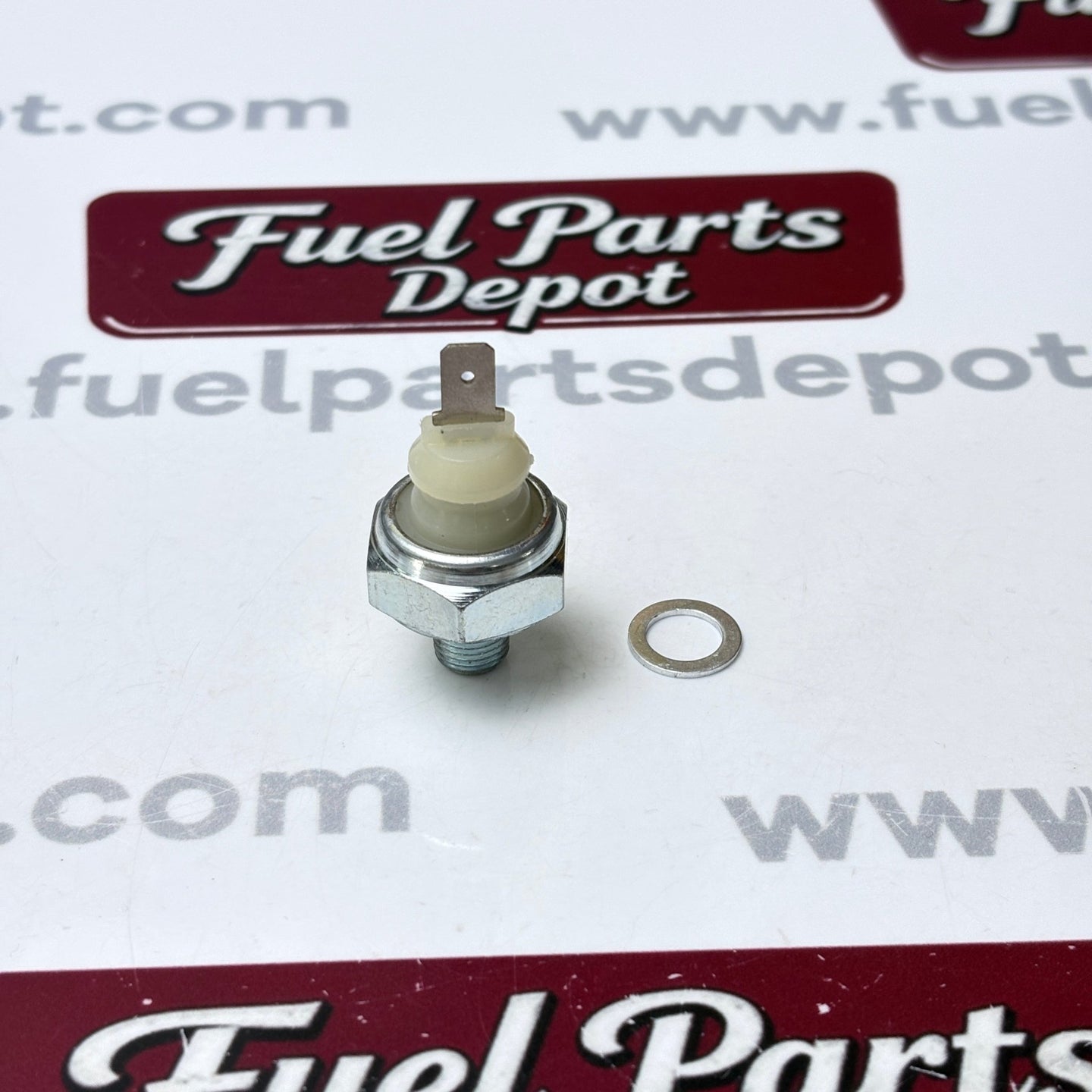 New Oil Pressure Switch 31A90-00601 for Mitsubishi L3E L2E Engine CAT Gehl Manitou Terex Wacker Neuson - Fuel Parts Depot